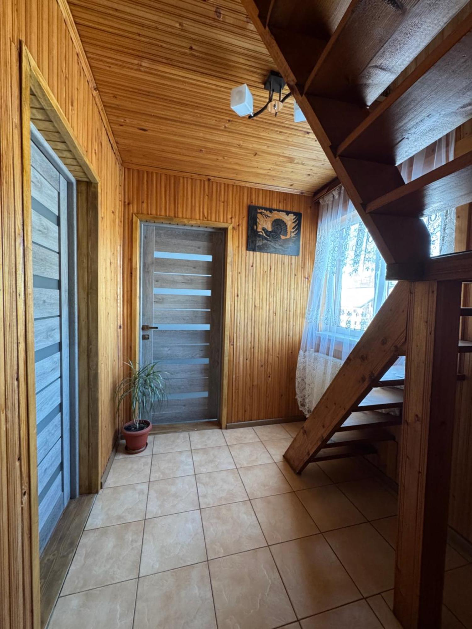 House Mold Villa Lazeshchyna Buitenkant foto